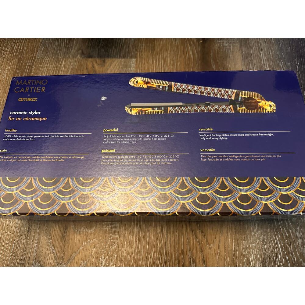 NIB Amika Flat Iron by Martino Cartier